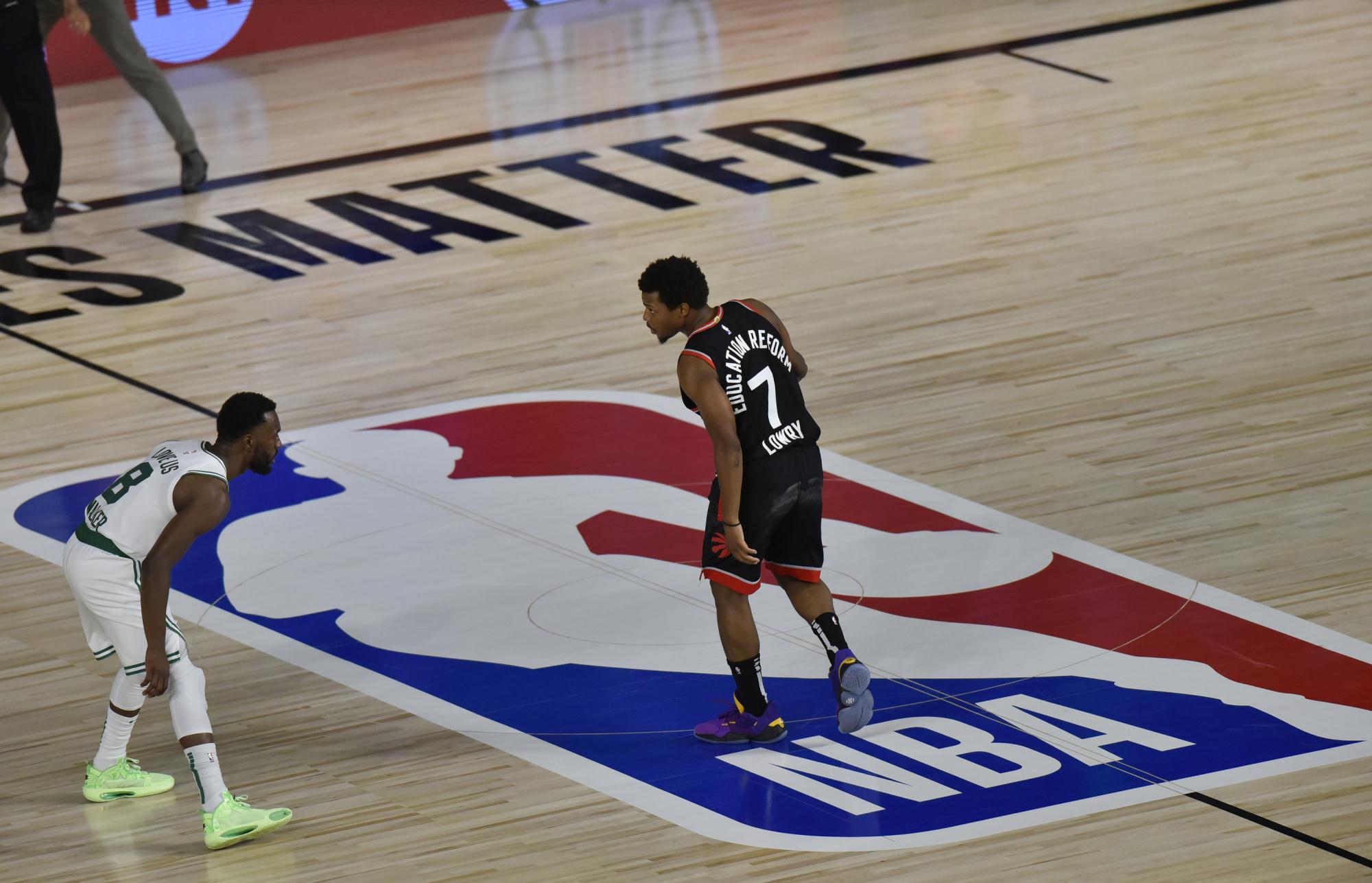 多伦多猛龙内部会议纪要流出——清晨回应争议;欧超杯使命明确;资深球员宣示担当的简单介绍 多伦多猛龙内部会议纪要流出——清晨回应争议;欧超杯使命明确;资深球员宣示担当的简单介绍